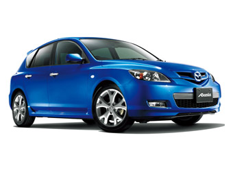 В Японии представлена обновленная Mazda3