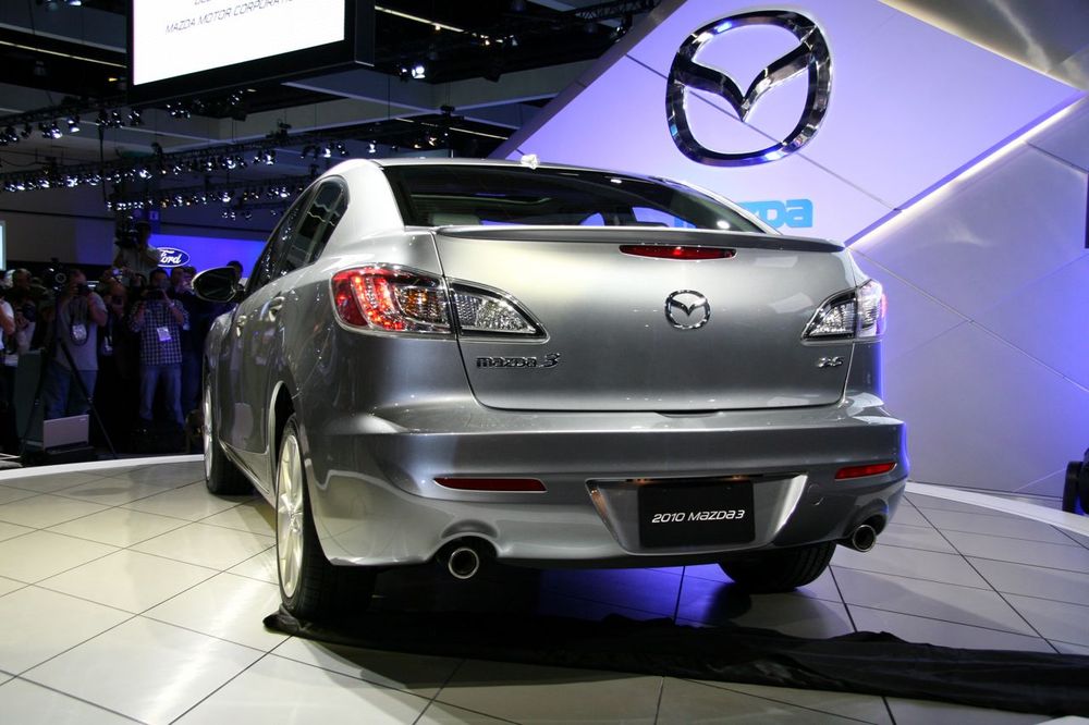 Новая Mazda3 представлена в Лос-Анджелесе